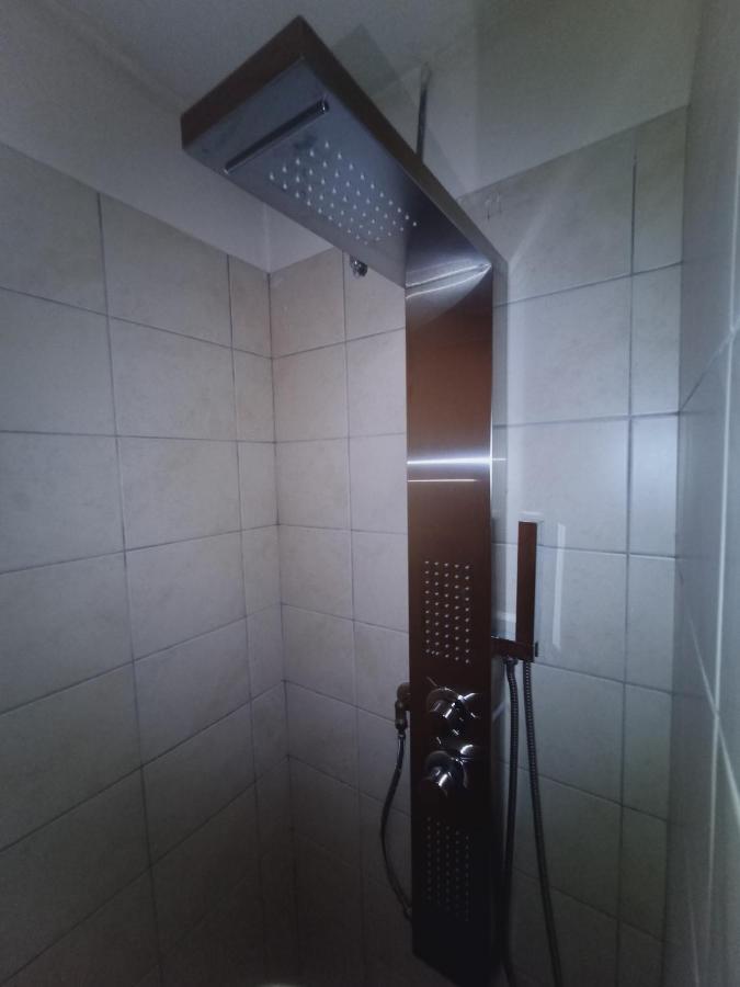 Ermou & Athinas Suites In Monastiraki アテネ エクステリア 写真
